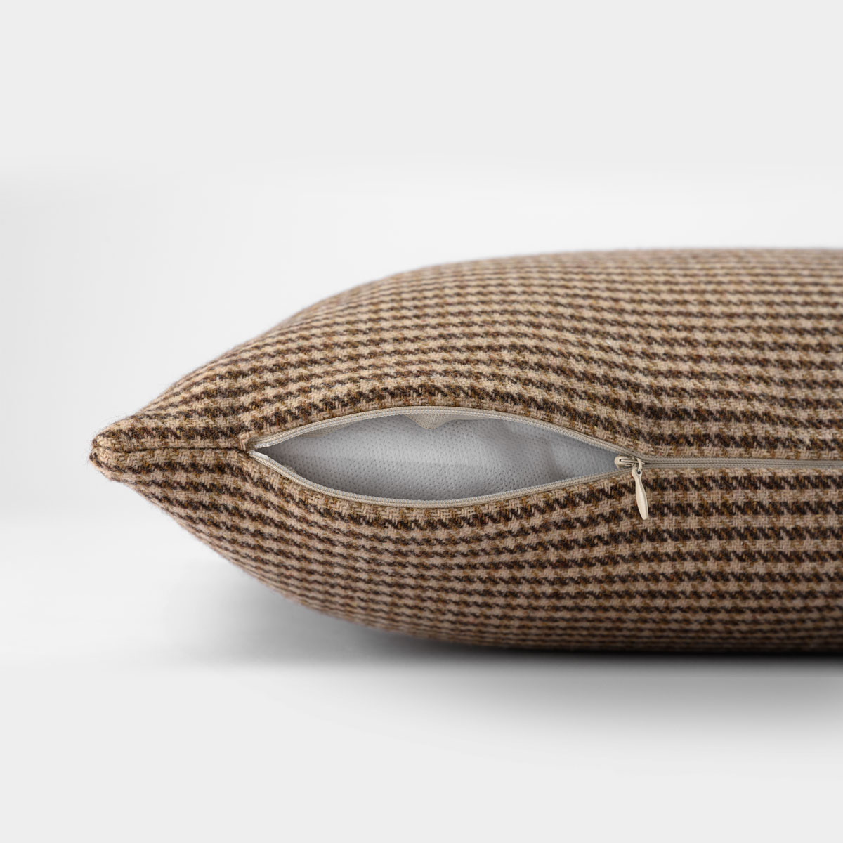 Pillow-NY1_1200_6